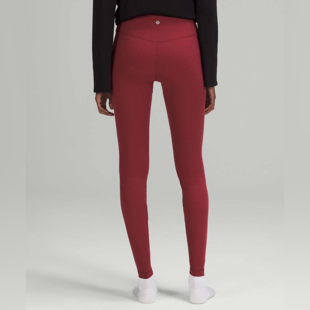 Women’s Lululemon Mid Rise Align Legging Sz 6 28”